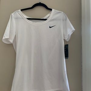 Nike top
